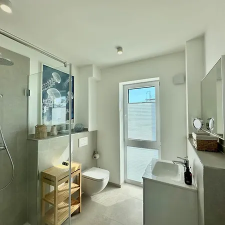 Salt & Sea Apartment